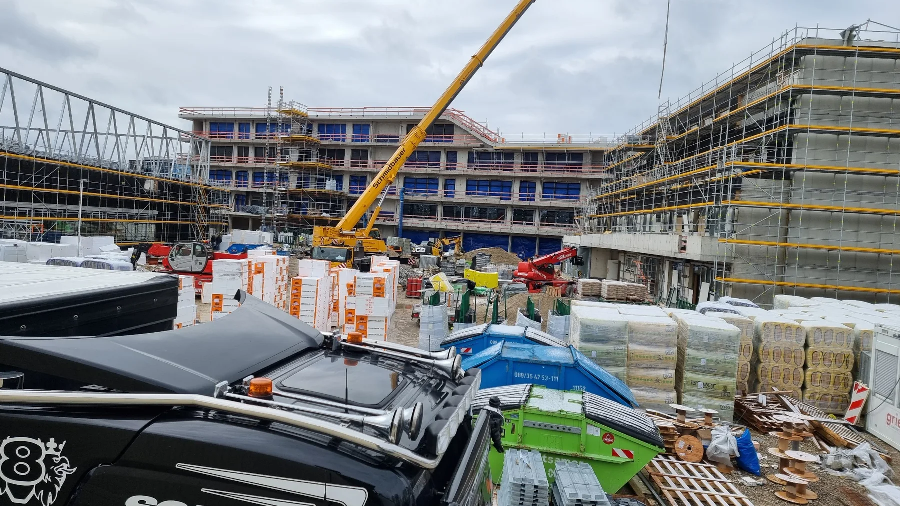 Grundschule Aidenbachstraße während der Bauphase