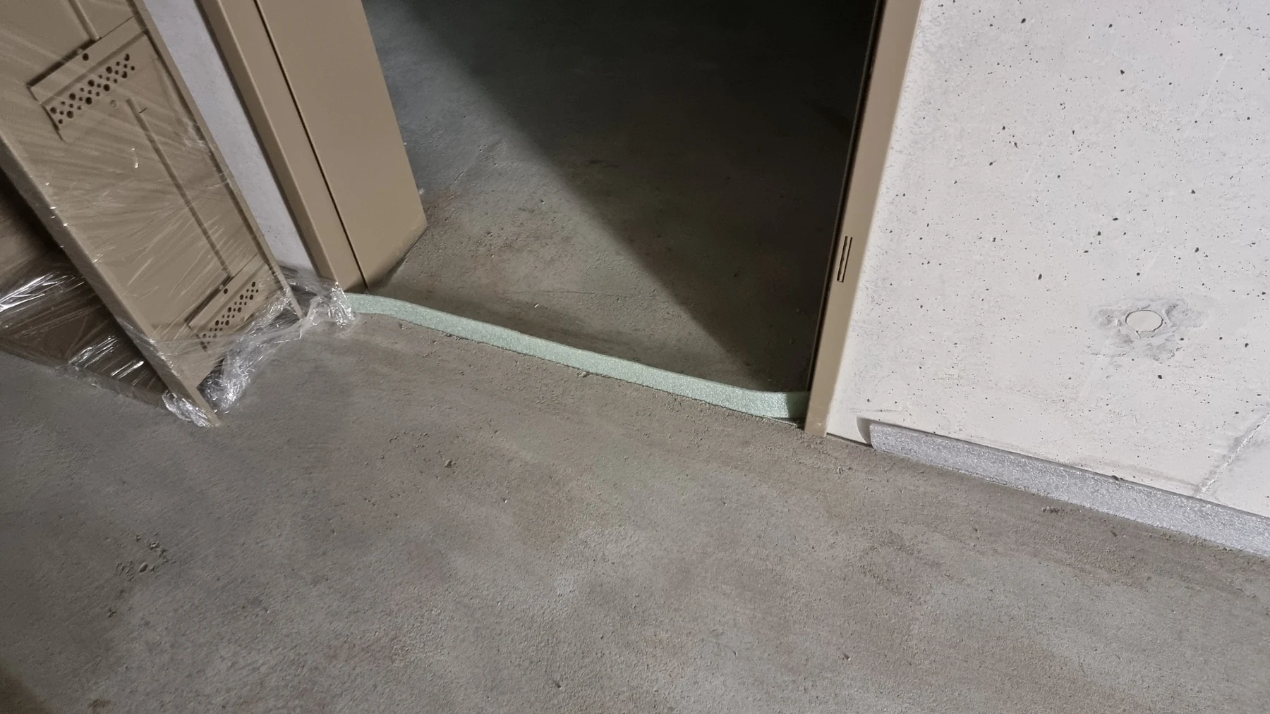 Estrichdetail im Türanschluss